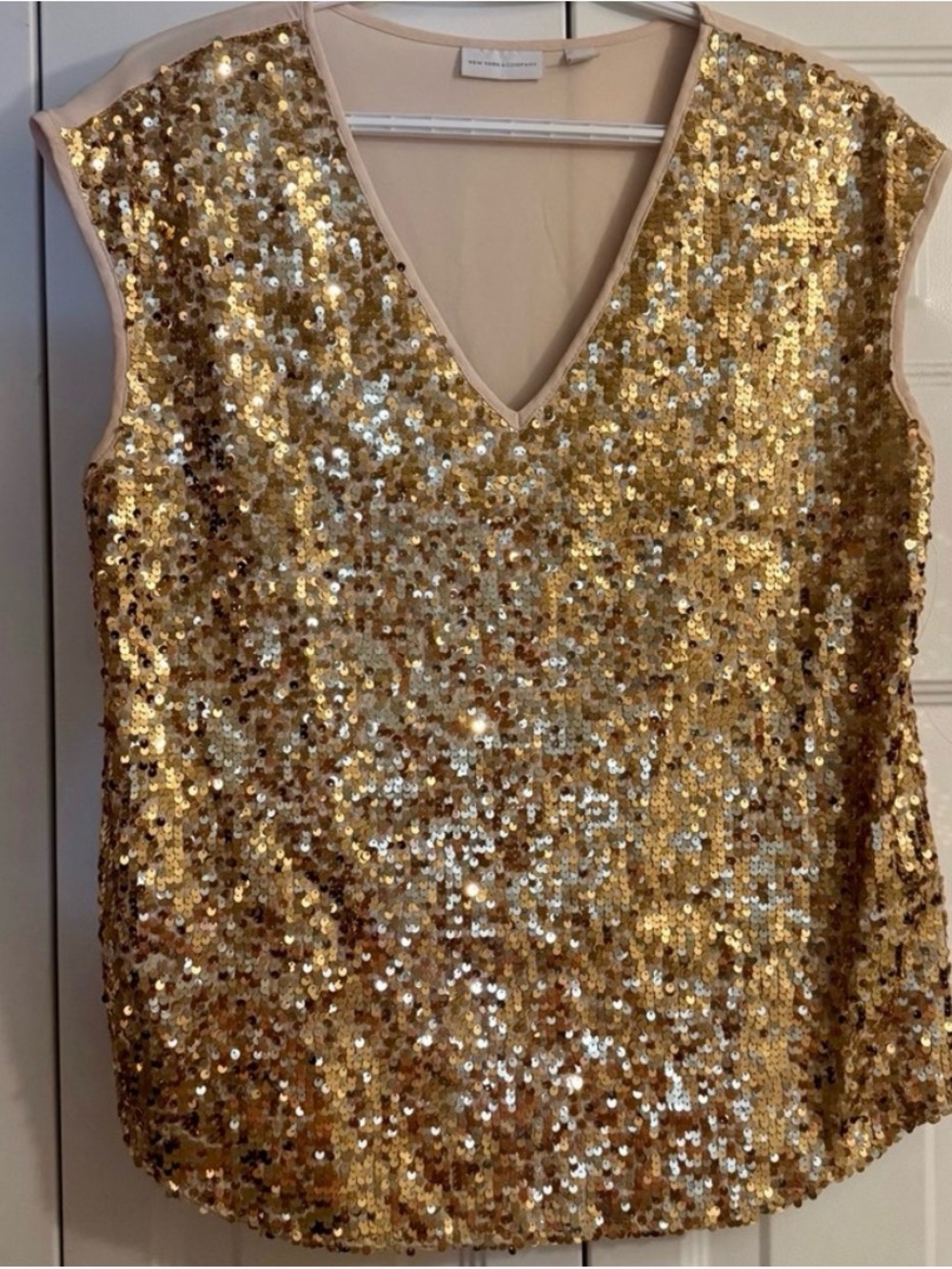 New York & Company Gold Sequin V-Neck Sleeveless Top